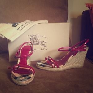 Burberry wedges