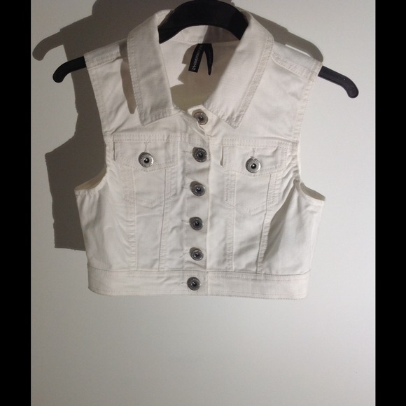 White Denim Vest💚