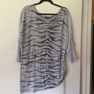 Express sweater tiger print