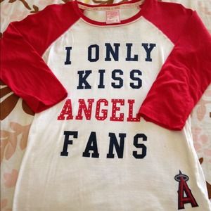 Angels baseball tee ( only worn once)