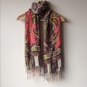 SOLD IN A BUNDLE. Beautiful patterned scarf.