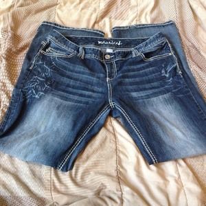 Maurices jeans