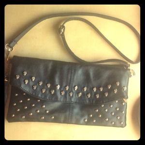 BLACK SKULL LEATHER CROSSBODY