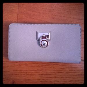 🚫🚫🚫🚫sold mk Hamilton wallet authentic