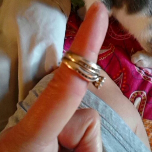 Wedding Ring - Picture 4 of 4