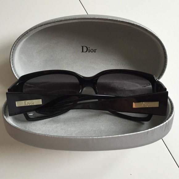 Dior sunglasses - authentic - Picture 1 of 4