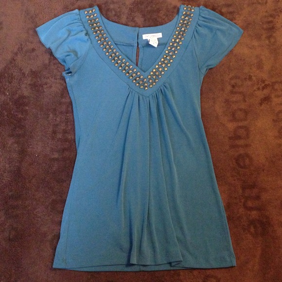 🍁Fall Favorite🍁 studded collar top!