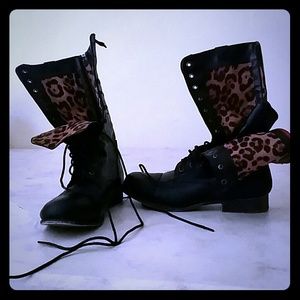 Black Combat Boots W/Cheetah Print inside