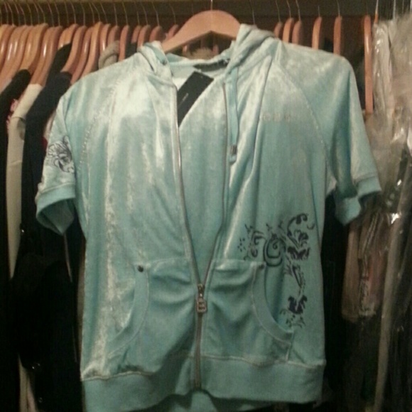 Silky valour sweat suit - Picture 1 of 4