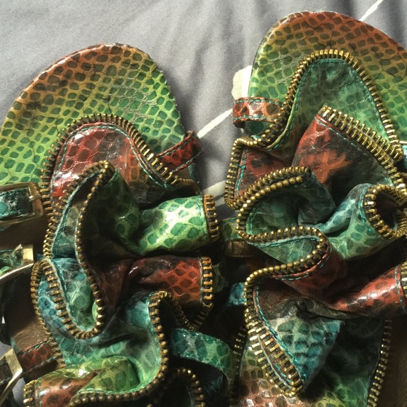 Sandals - Picture 2 of 2