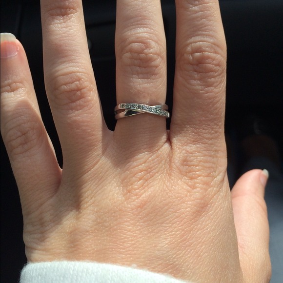 Lia Sophia Tiara ring