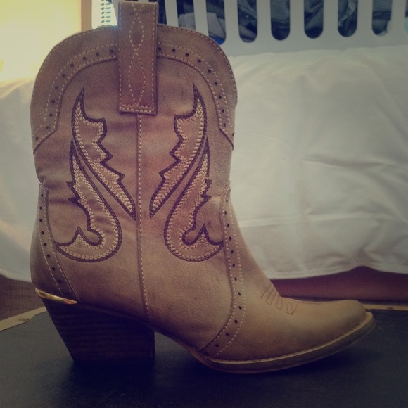 Womens' Volatile Markie Cowgirl Boot size 6.5