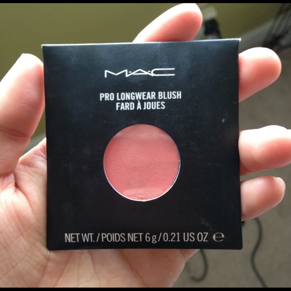 MAC pro longwear blush