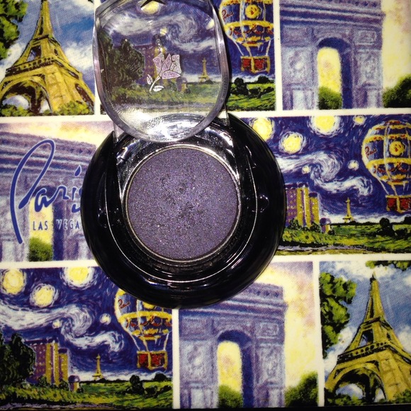 Sold! Lancôme Color Design eyeshadow