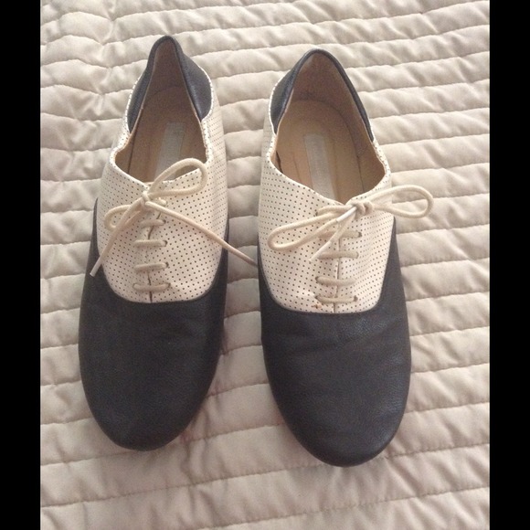 Cooperative Black and White Oxford Shoes