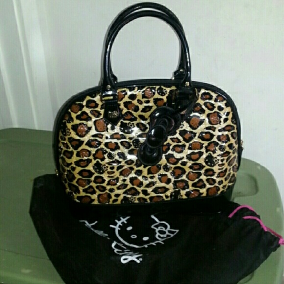 Hello kitty handbag
