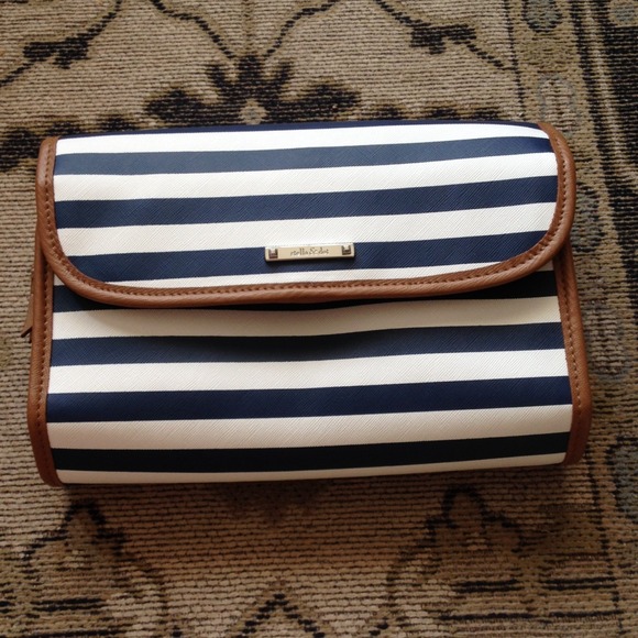 Stella & Dot Hang on Case!