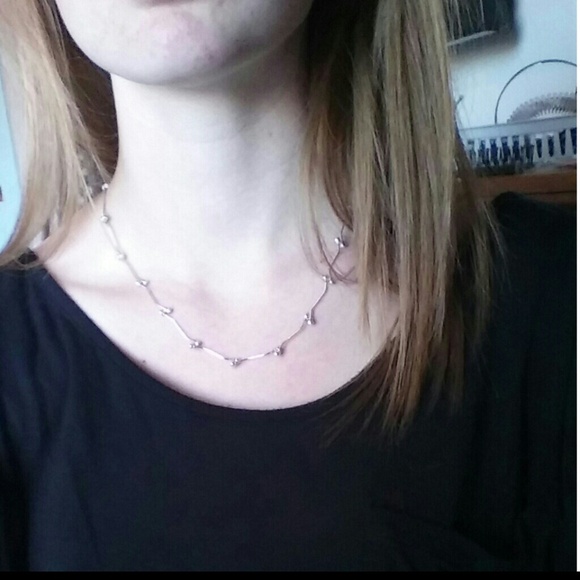 Silver pole/ ball design