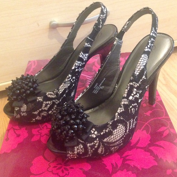 Lulu Townsend Friday Night Pump - Picture 4 of 4