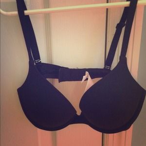 NWOT Victoria Secret push up bra