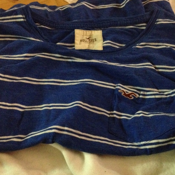 Woman's hollister top