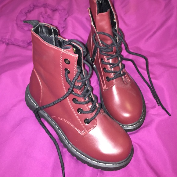 BRAND NEW MAROON DOC MARTEN LOOK ALIKES!!