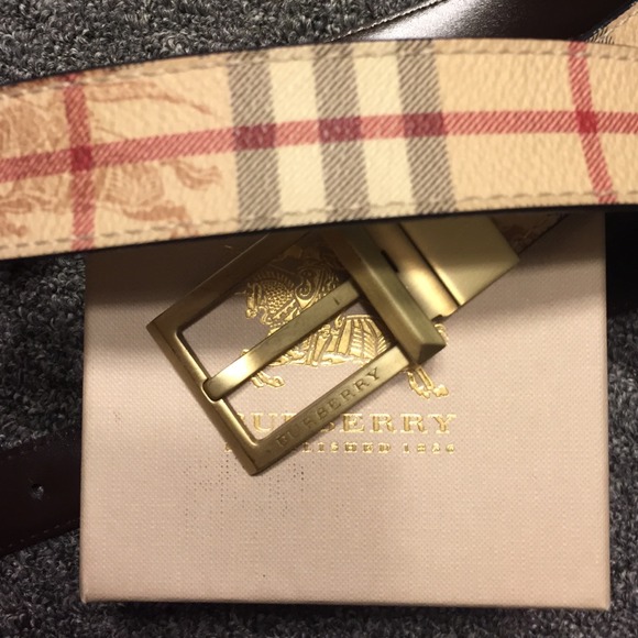 Men's Reservable Burberry belt. Sz 32