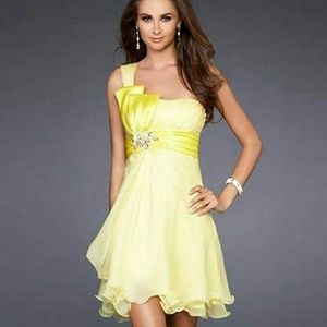 Yellow zippered dress (formal)