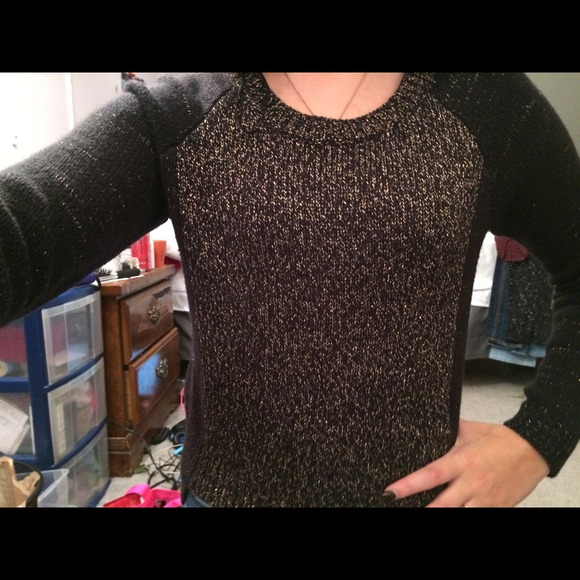 H&M hi-low gold and black sweater