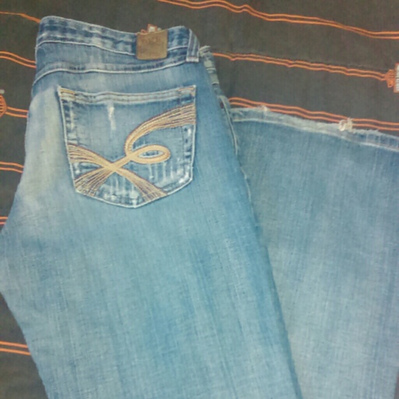 BKE JEANS  bought on here nice JEANS lots of life