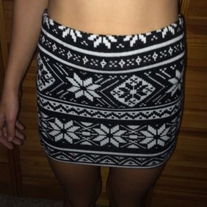 Patterned skirt
