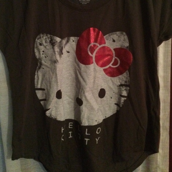 Hello Kitty Top - Picture 2 of 3