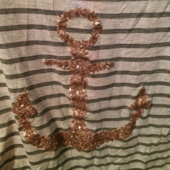 Anchor Top ⚓️ - Picture 2 of 3