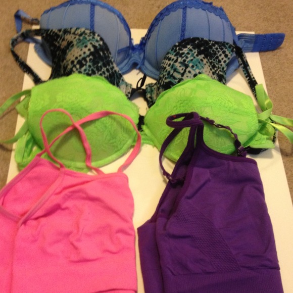 Intimates bundle - Picture 3 of 4