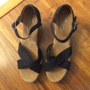 Black Tom's scrappy wedges