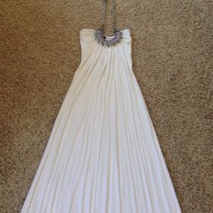 White maxi dress
