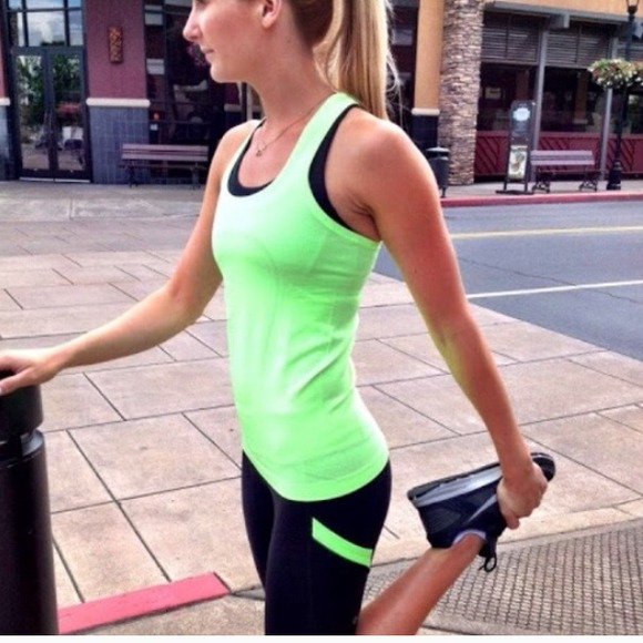 lululemon athletica Tops - 💚Lululemon bright green tank top 💚