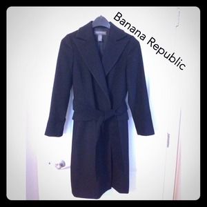 ⭐️Banana Republic Wool Trench Coat⭐️