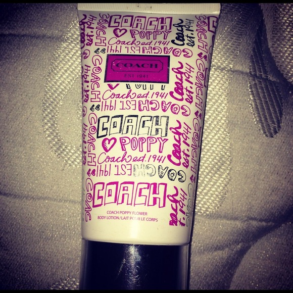 Coach poppy lotion