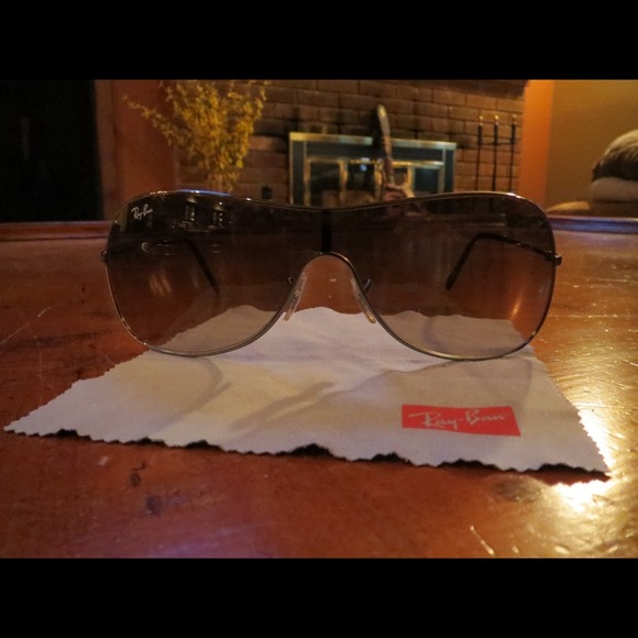 Sold - Picture 2 of 4