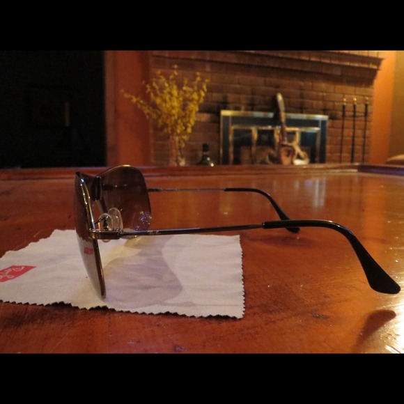 Sold - Picture 3 of 4