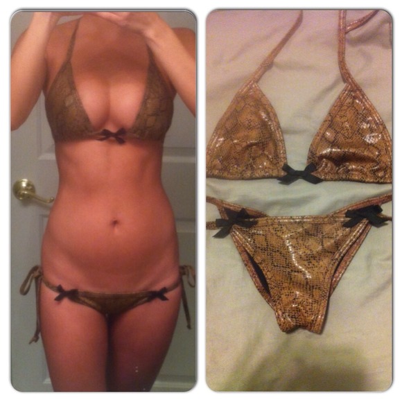 handmade by me Other - Snakeskin print scrunch butt bikini