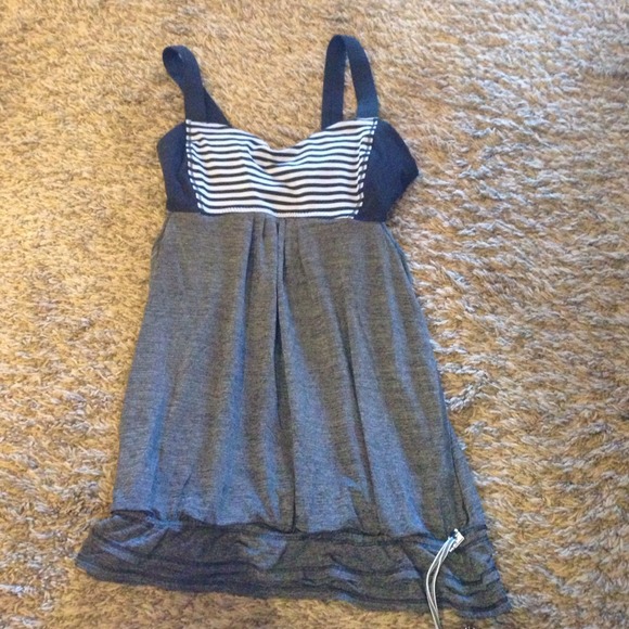 Lululemon Athletica tank in grey, black and blue