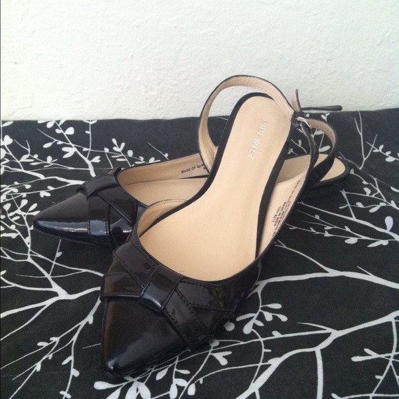 Nine West Pointy Toe Sling Black Flats