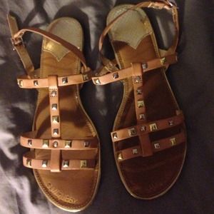 Camel brown sandals.