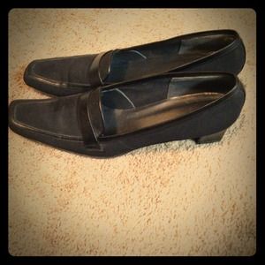 Stuart Weitzman Black Dress Shoes