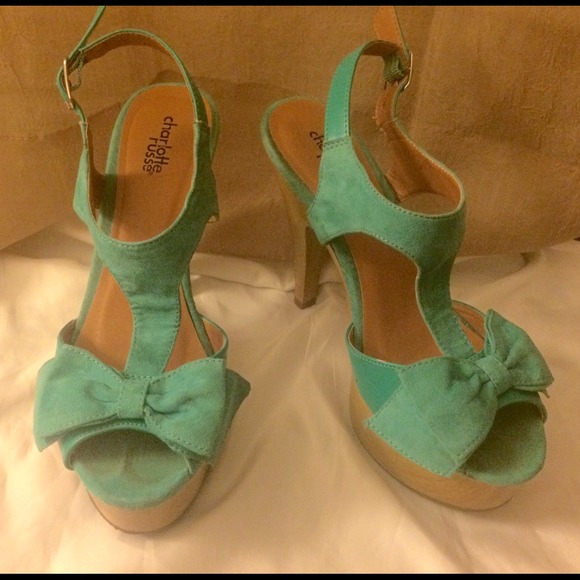 Turquoise Bow Heels Sz. 8