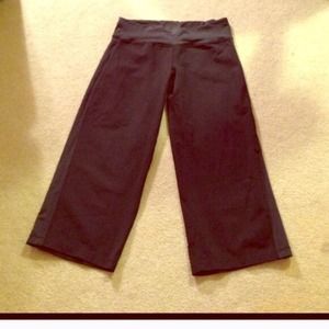 Authentic Lululemon Drawstring Crops