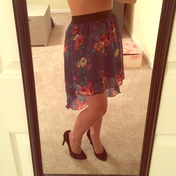 High low skirt with floral detail