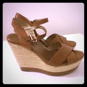 Jessica Simpson wedges